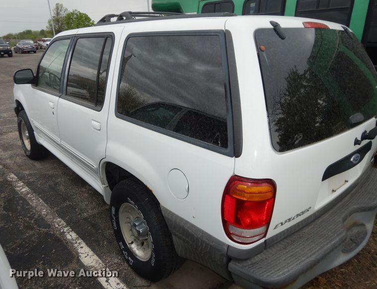 image for item IB9858 1999 Ford Explorer  SUV