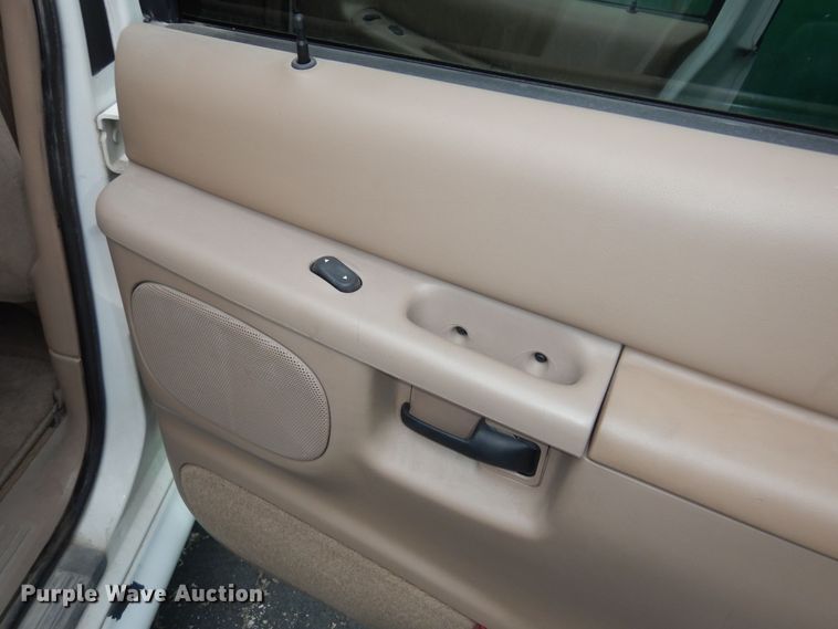 image for item IB9858 1999 Ford Explorer  SUV
