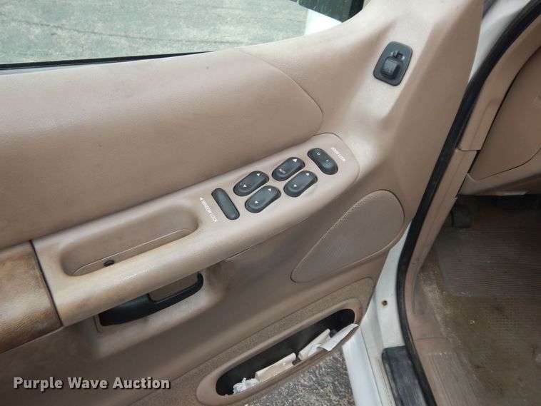 image for item IB9858 1999 Ford Explorer  SUV