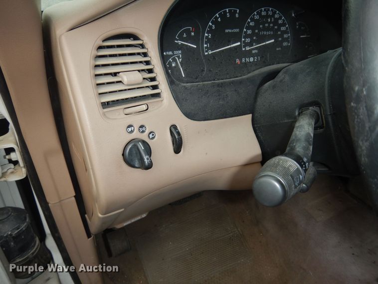 image for item IB9858 1999 Ford Explorer  SUV