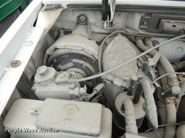 image for item IB9858 1999 Ford Explorer  SUV