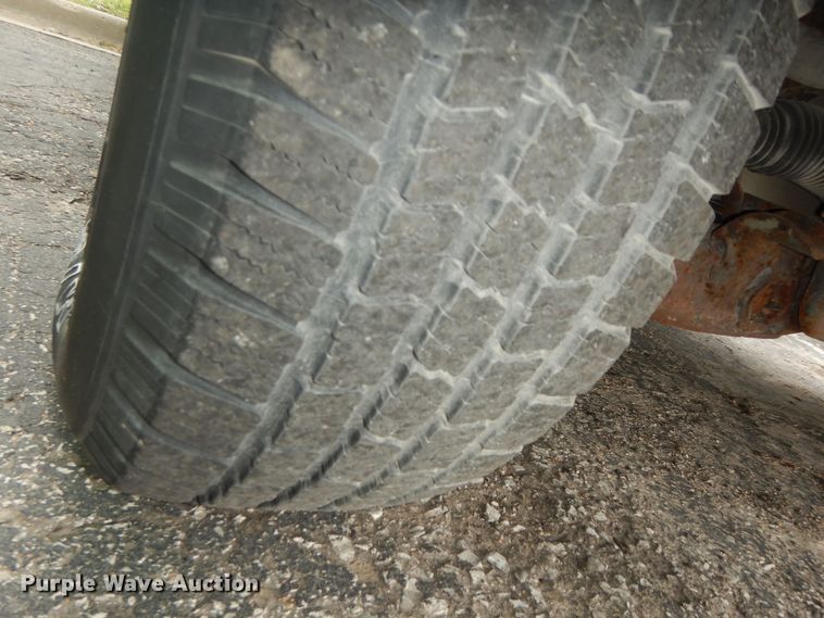 image for item IB9858 1999 Ford Explorer  SUV