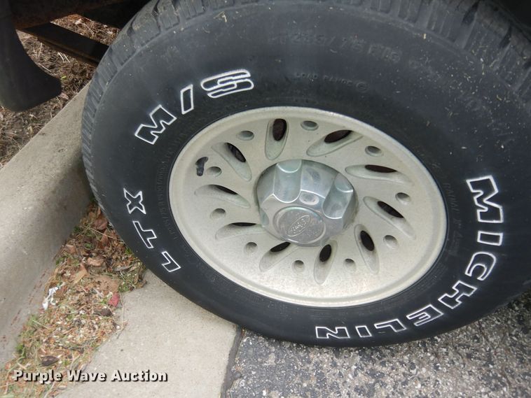 image for item IB9858 1999 Ford Explorer  SUV