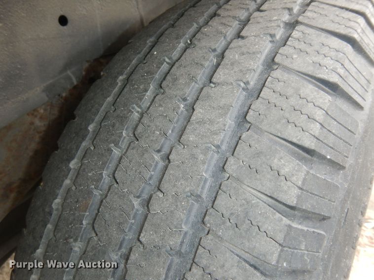 image for item IB9858 1999 Ford Explorer  SUV