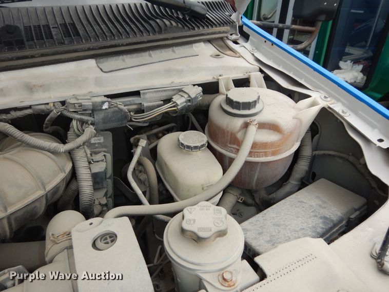 image for item IB9859 2011 Ford Econoline E450 Super Duty  shuttle bus