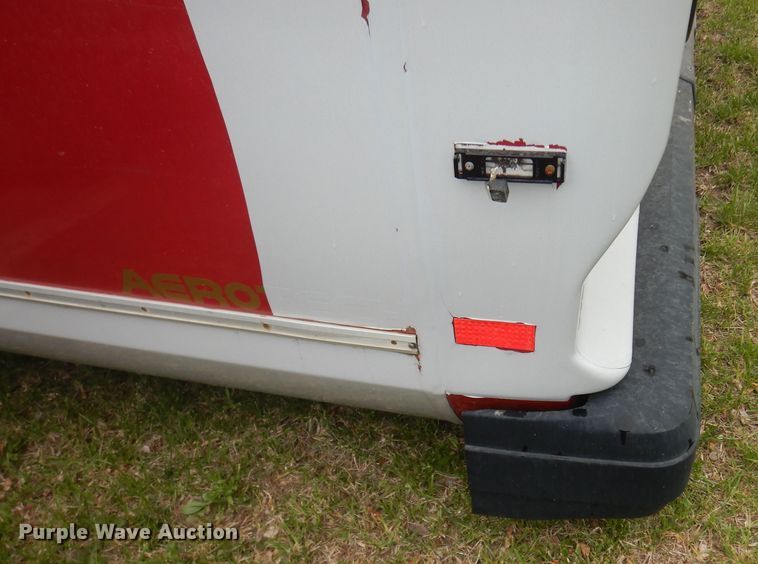 image for item IB9861 2011 Ford Econoline E450 Super Duty  shuttle bus