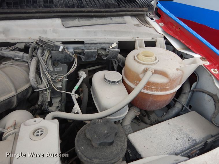 image for item IB9861 2011 Ford Econoline E450 Super Duty  shuttle bus