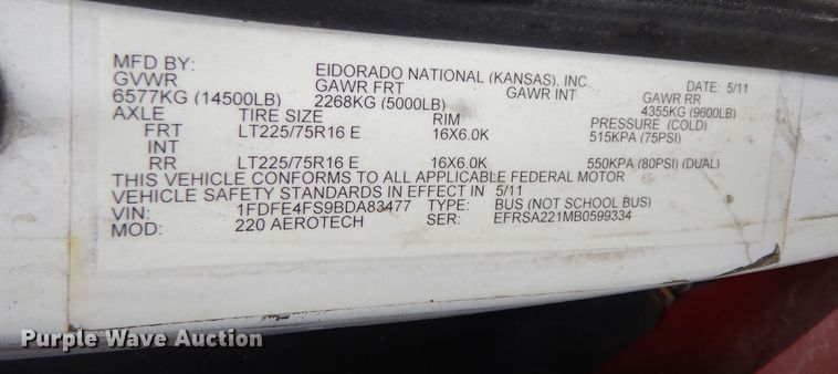 image for item IB9861 2011 Ford Econoline E450 Super Duty  shuttle bus