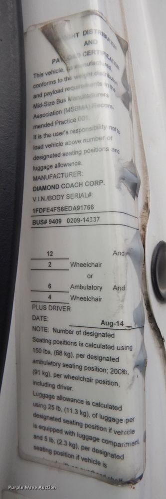 image for item IB9863 2014 Ford Econoline E450 Super Duty  shuttle bus