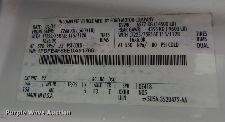 image for item IB9863 2014 Ford Econoline E450 Super Duty  shuttle bus