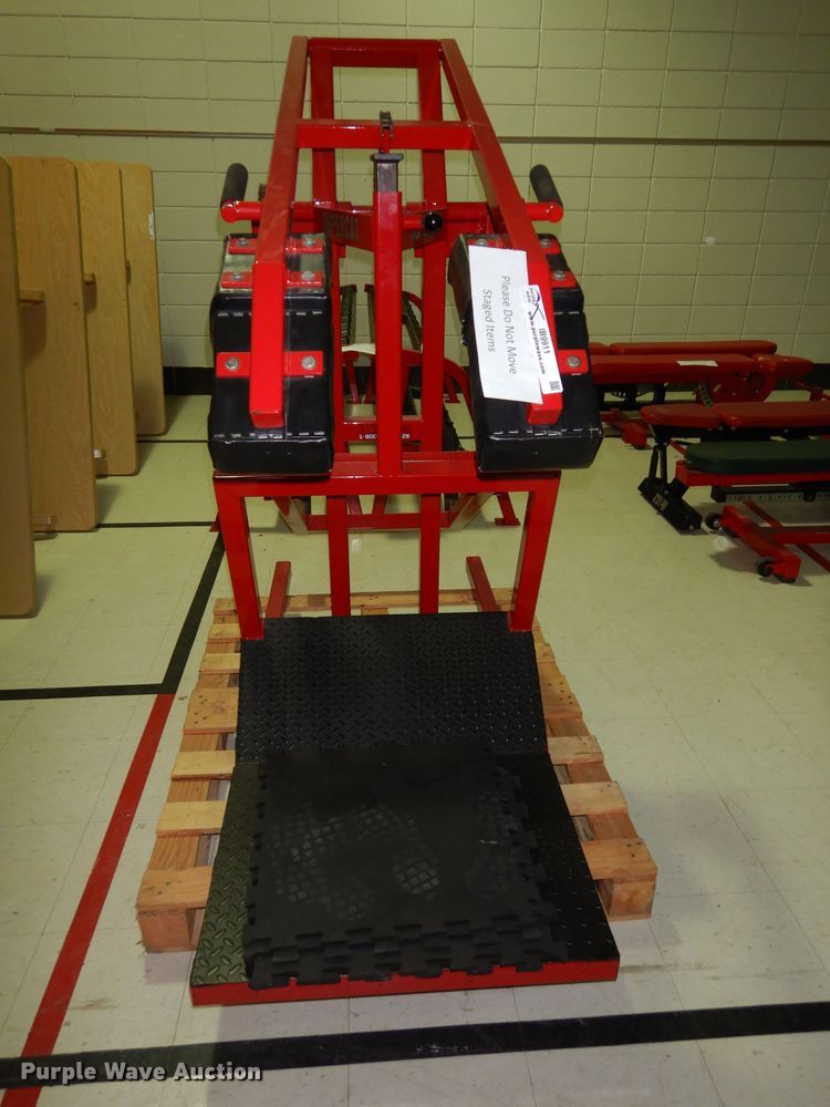 image for item IB9911 SuperCat  squat machine