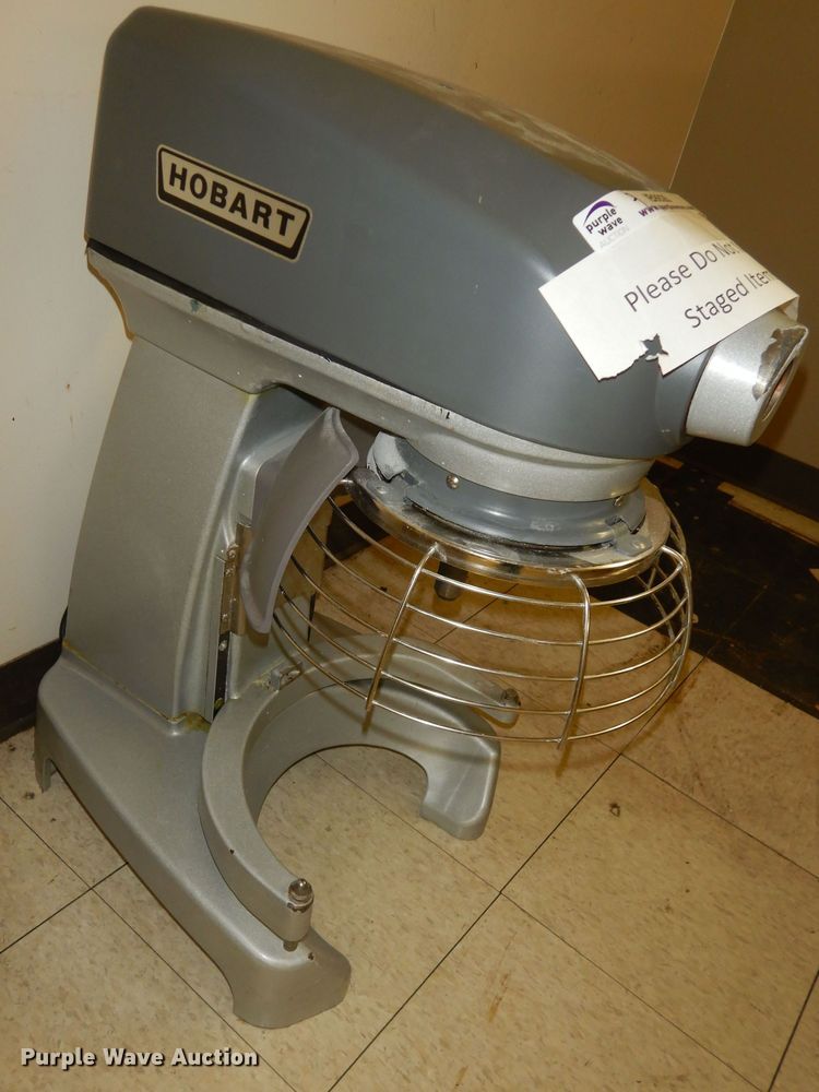 image for item IB9928 Hobart HL200  mixer