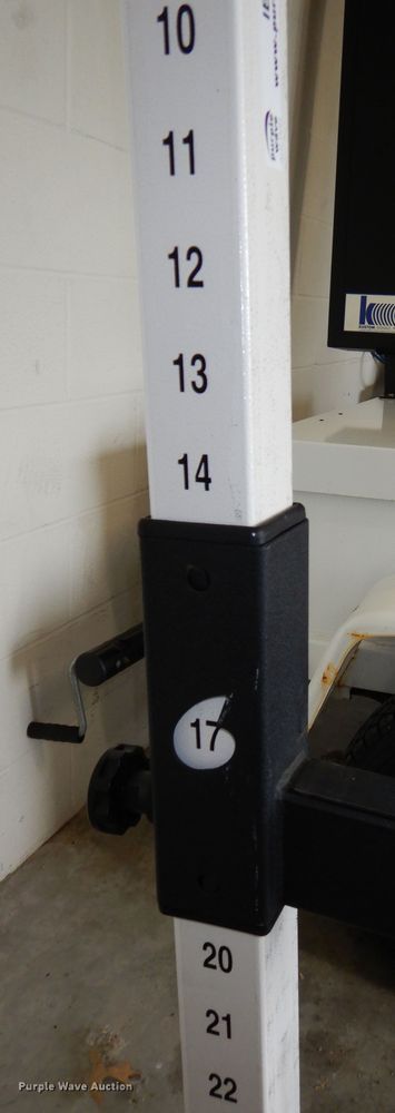 image for item IB9984 Nautilus  squat rack