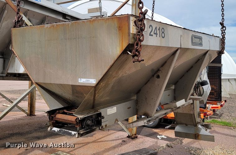 image for item JG9854 2006 Buyers  spreader