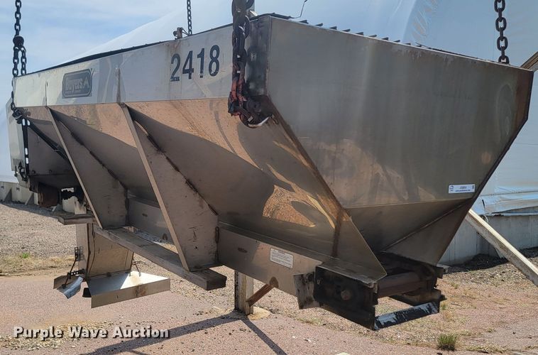 image for item JG9854 2006 Buyers  spreader