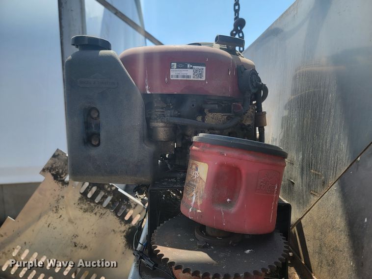 image for item JG9854 2006 Buyers  spreader