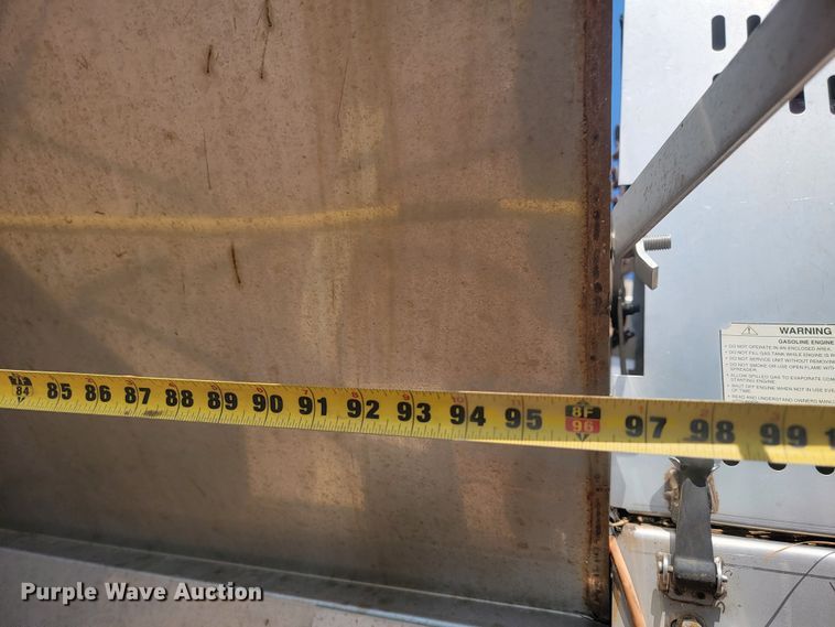 image for item JG9854 2006 Buyers  spreader