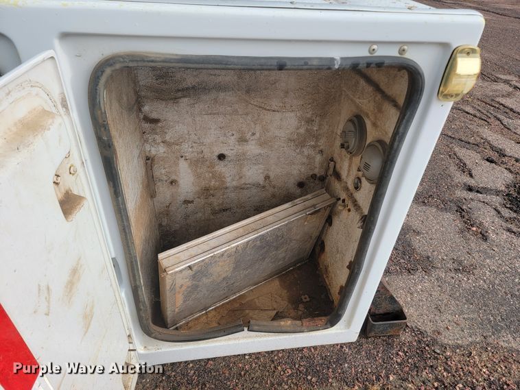 image for item JG9865 Astoria  utility bed