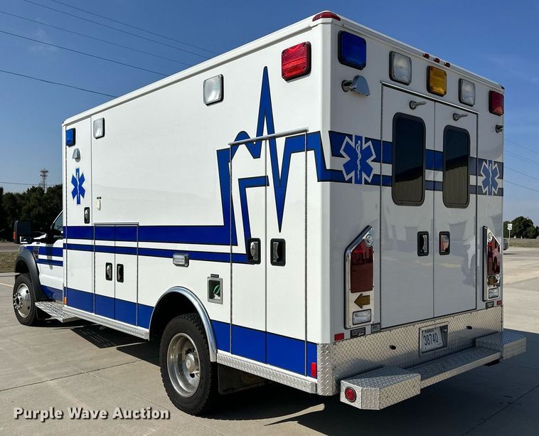 image for item JJ9935 2008 Ford F450 Super Duty  ambulance