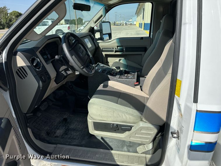 image for item JJ9935 2008 Ford F450 Super Duty  ambulance