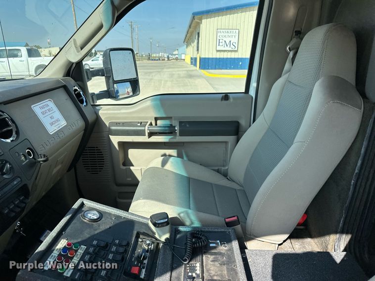 image for item JJ9935 2008 Ford F450 Super Duty  ambulance