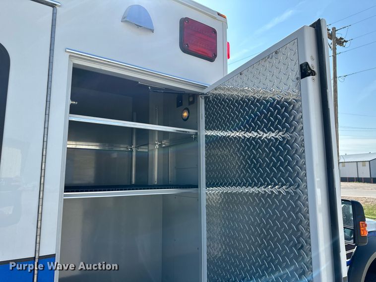 image for item JJ9935 2008 Ford F450 Super Duty  ambulance
