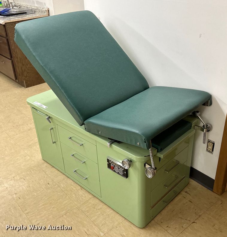 image for item JJ9941 Hamilton  examination table