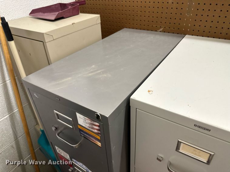 image for item JJ9942 (6) four drawer file cabinets