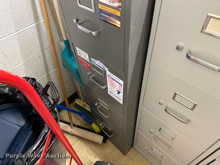 image for item JJ9942 (6) four drawer file cabinets