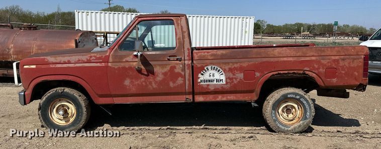 image for item JJ9944 1982 Ford F150  pickup truck