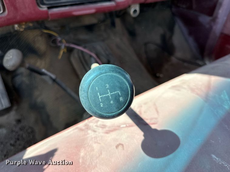 image for item JJ9944 1982 Ford F150  pickup truck