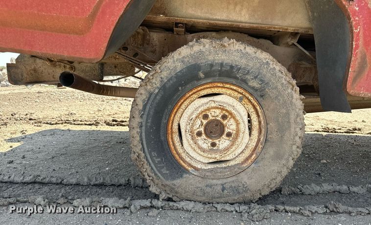 image for item JJ9944 1982 Ford F150  pickup truck