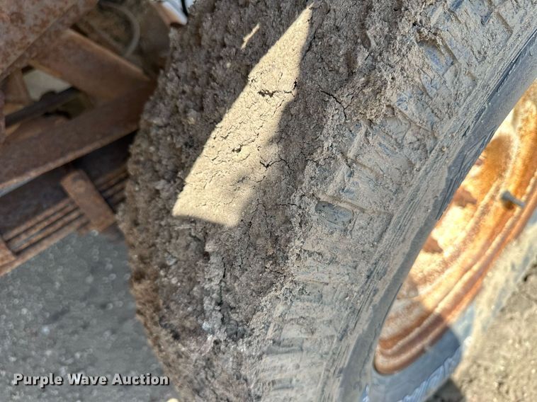 image for item JJ9944 1982 Ford F150  pickup truck