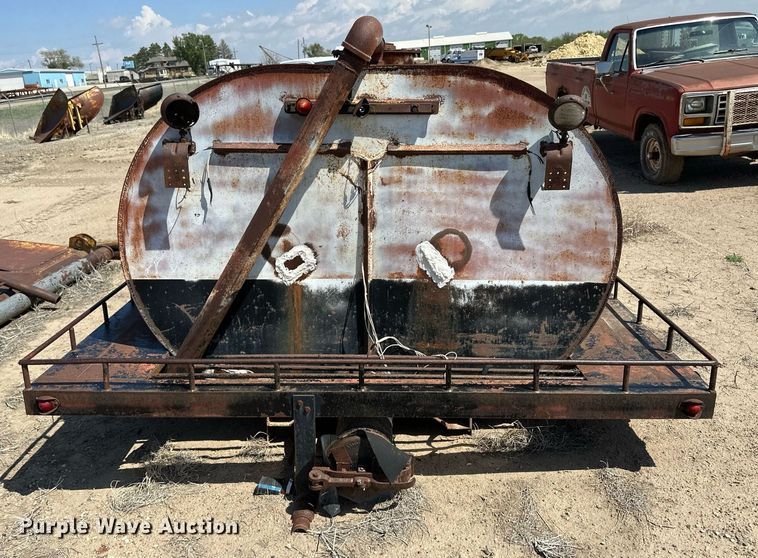 image for item JJ9945 Water tank bed