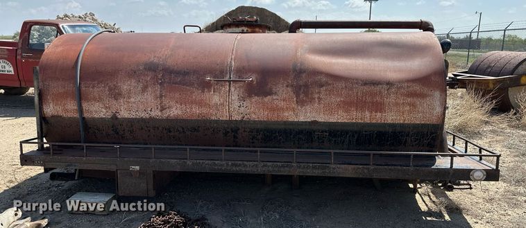 image for item JJ9945 Water tank bed