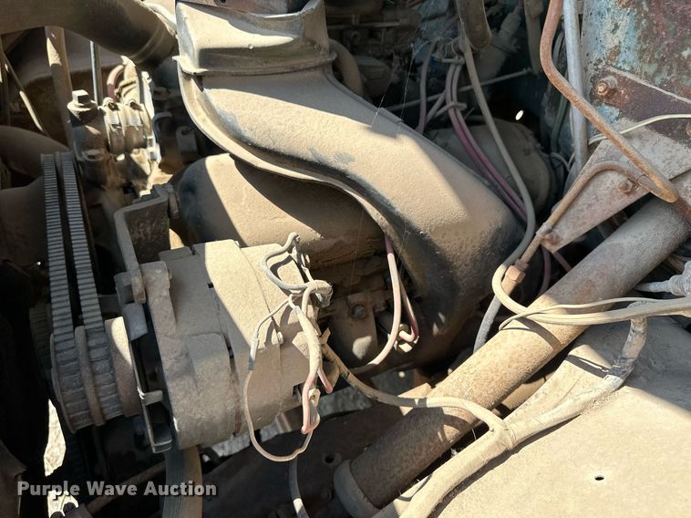 image for item JJ9947 1971 Chevrolet C60  truck cab and chassis