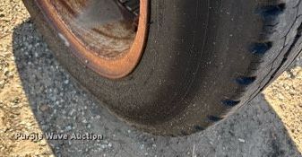 image for item JJ9947 1971 Chevrolet C60  truck cab and chassis