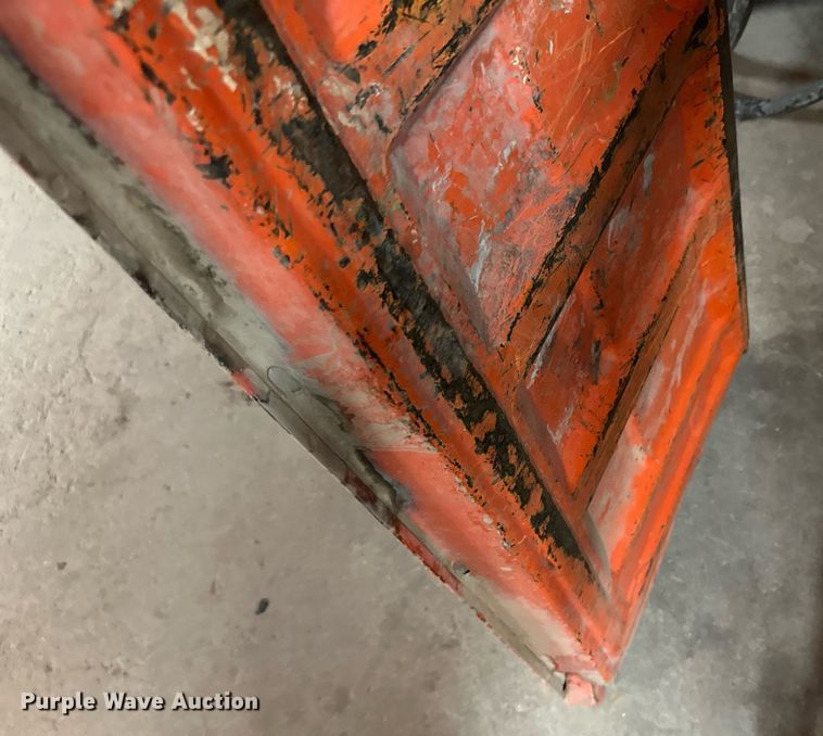 image for item JJ9949 1985 Chevrolet C20 tailgate