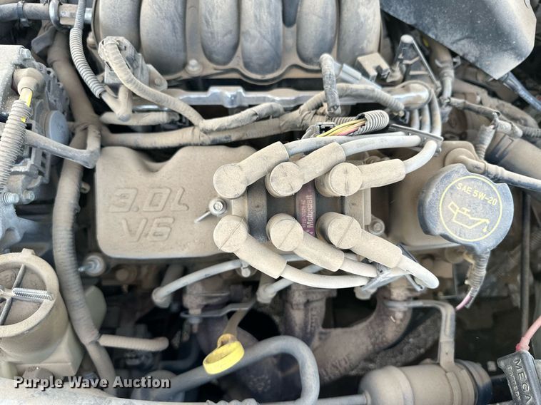 image for item JJ9950 2003 Ford Taurus