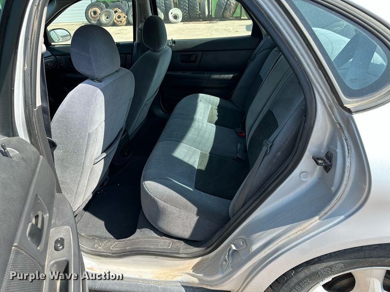 image for item JJ9950 2003 Ford Taurus