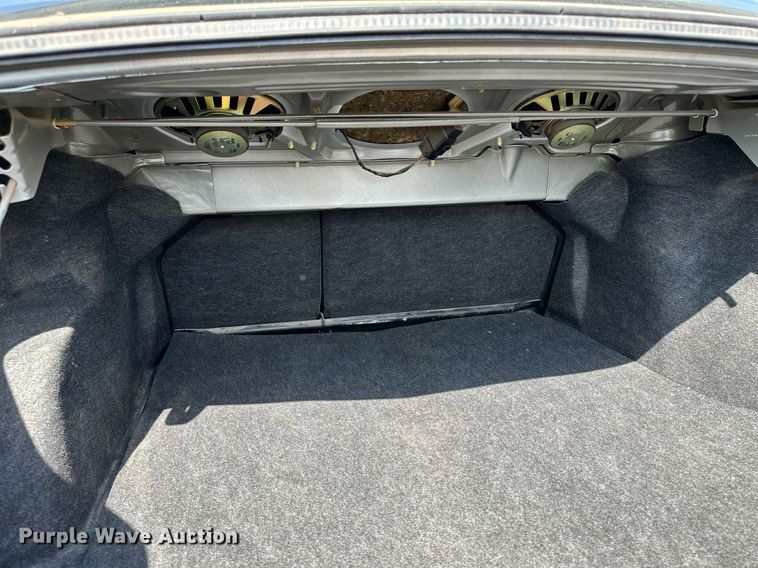 image for item JJ9950 2003 Ford Taurus