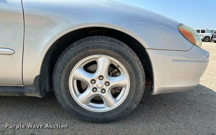 image for item JJ9950 2003 Ford Taurus