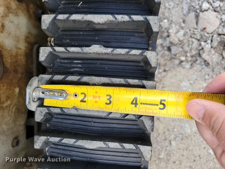 image for item JO9059 Lawn and garden equipment