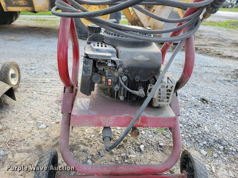 image for item JO9059 Lawn and garden equipment