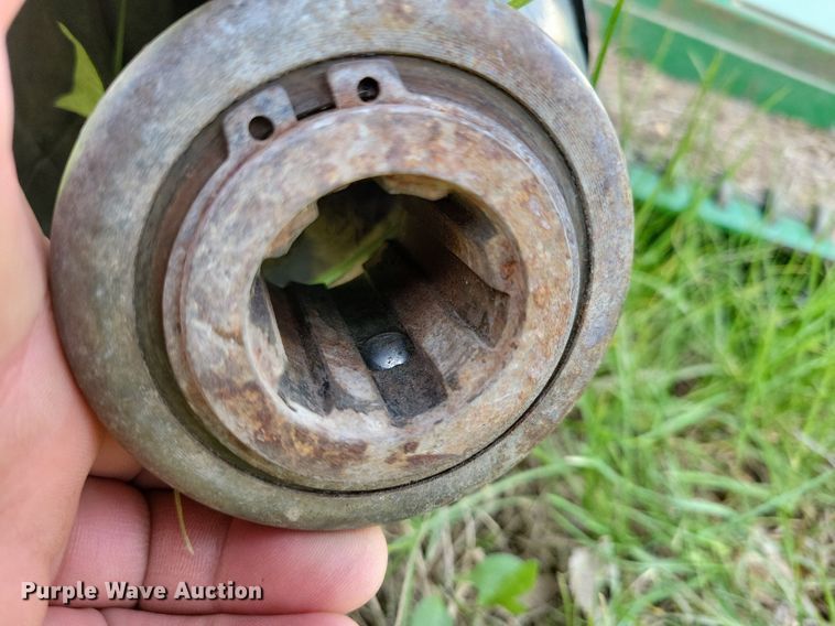 image for item JO9064 Frontier RC2072  rotary mower