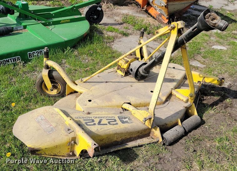 image for item JO9065 John Deere 272  finish mower