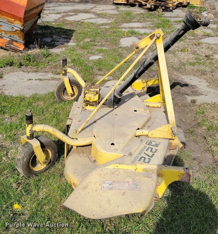 image for item JO9065 John Deere 272  finish mower