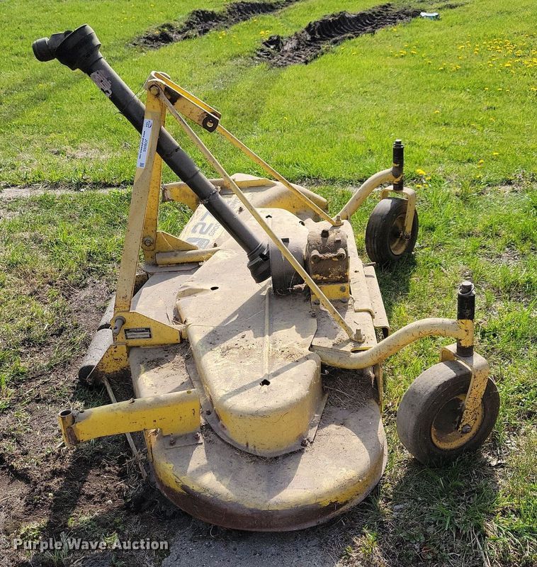 image for item JO9065 John Deere 272  finish mower