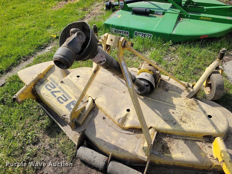 image for item JO9065 John Deere 272  finish mower