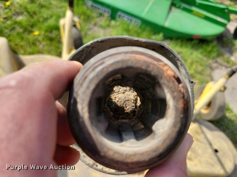 image for item JO9065 John Deere 272  finish mower